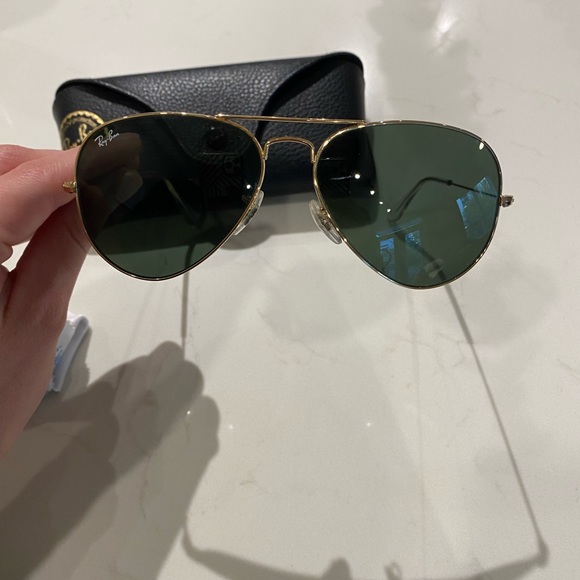 Classic Rayban Aviators - Size 58, Gold/Grey - Picture 4 of 4